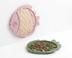 Fish-shaped silicone slow feeder and lick mat for dogs and cats, green and pink 2-pack